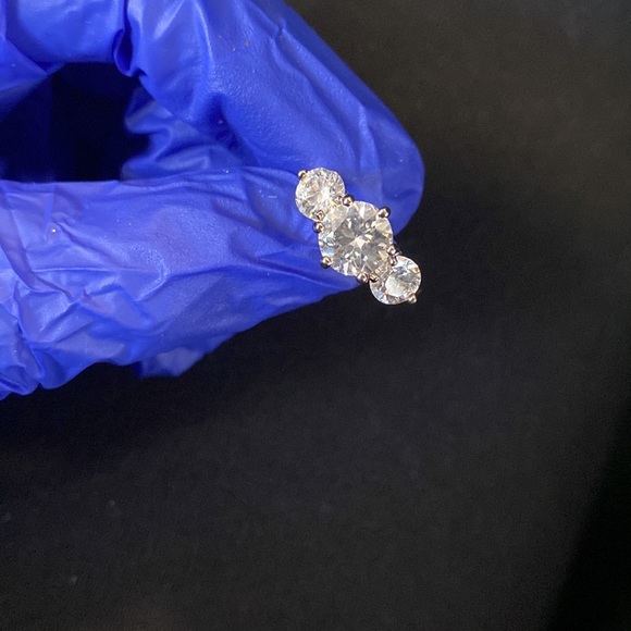 Two Tone 3 Stone Cubic Zirconia Crystal Ring - Picture 5 of 11